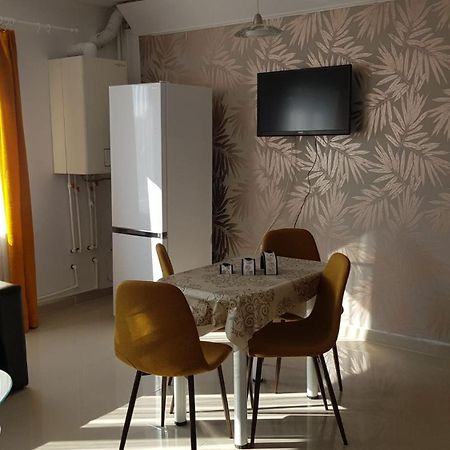 Cosy 2 Bedroom Apartment In New Town Brașov Exterior foto