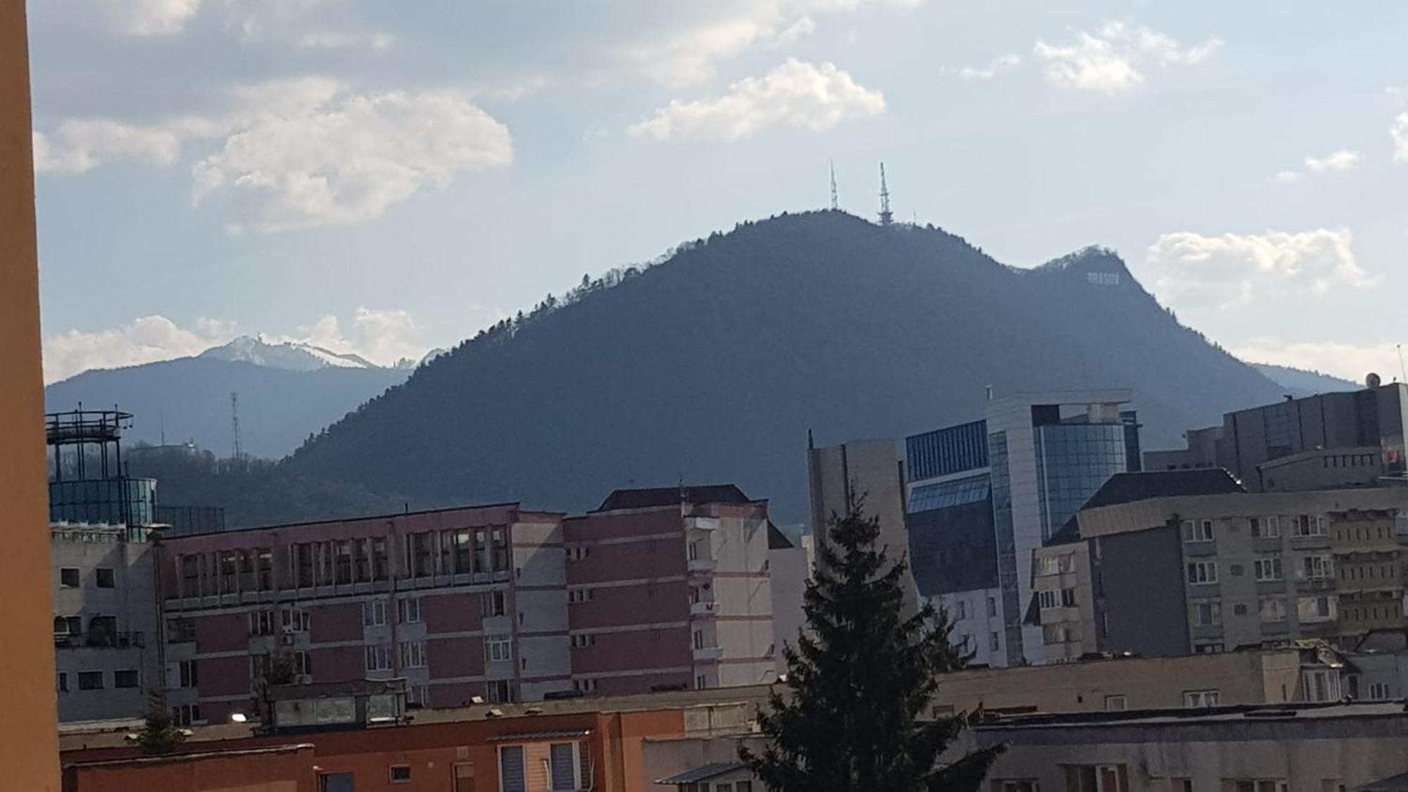 Cosy 2 Bedroom Apartment In New Town Brașov Exterior foto