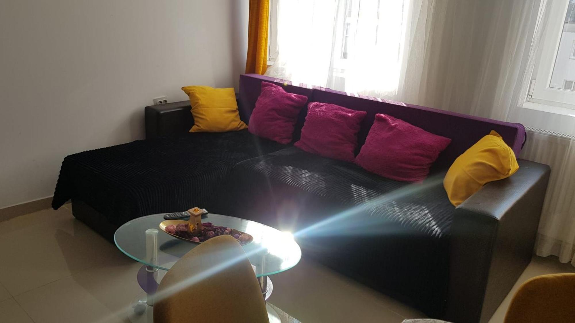 Cosy 2 Bedroom Apartment In New Town Brașov Exterior foto