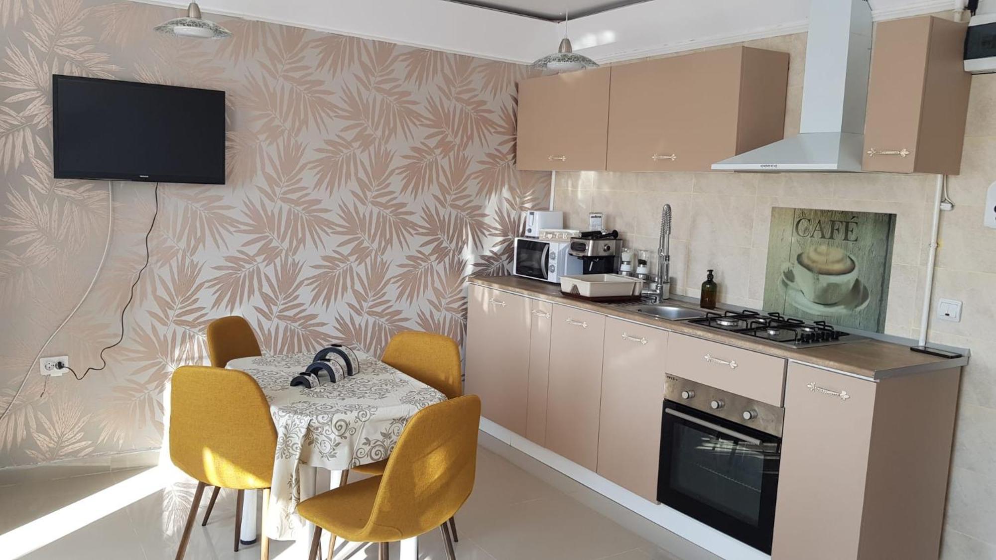 Cosy 2 Bedroom Apartment In New Town Brașov Exterior foto
